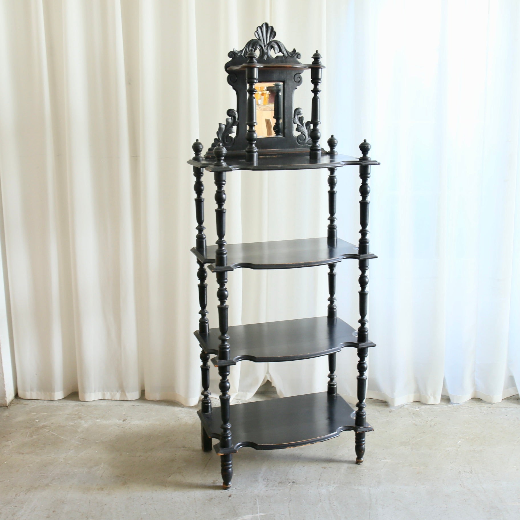 フランスアンティークシェルフ 202601236 – BROCANTE