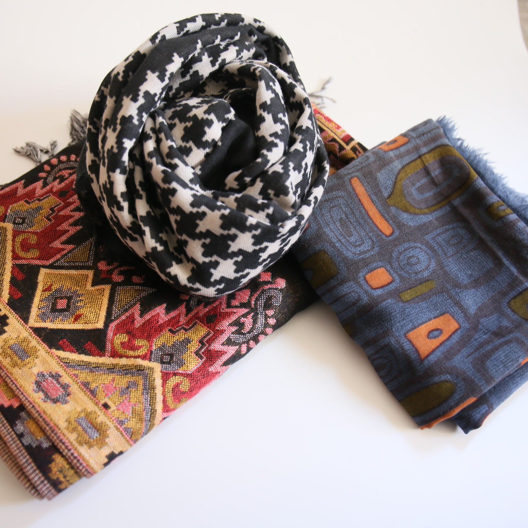 ヴィンテージスカーフ 202602064 – BROCANTE