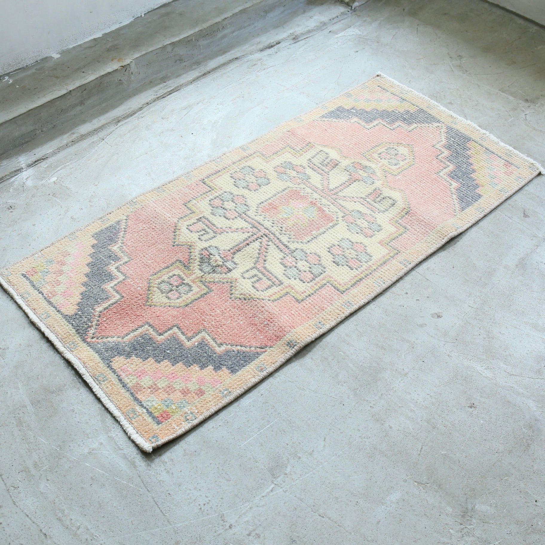 ヴィンテージトルコラグ 202601162 – BROCANTE