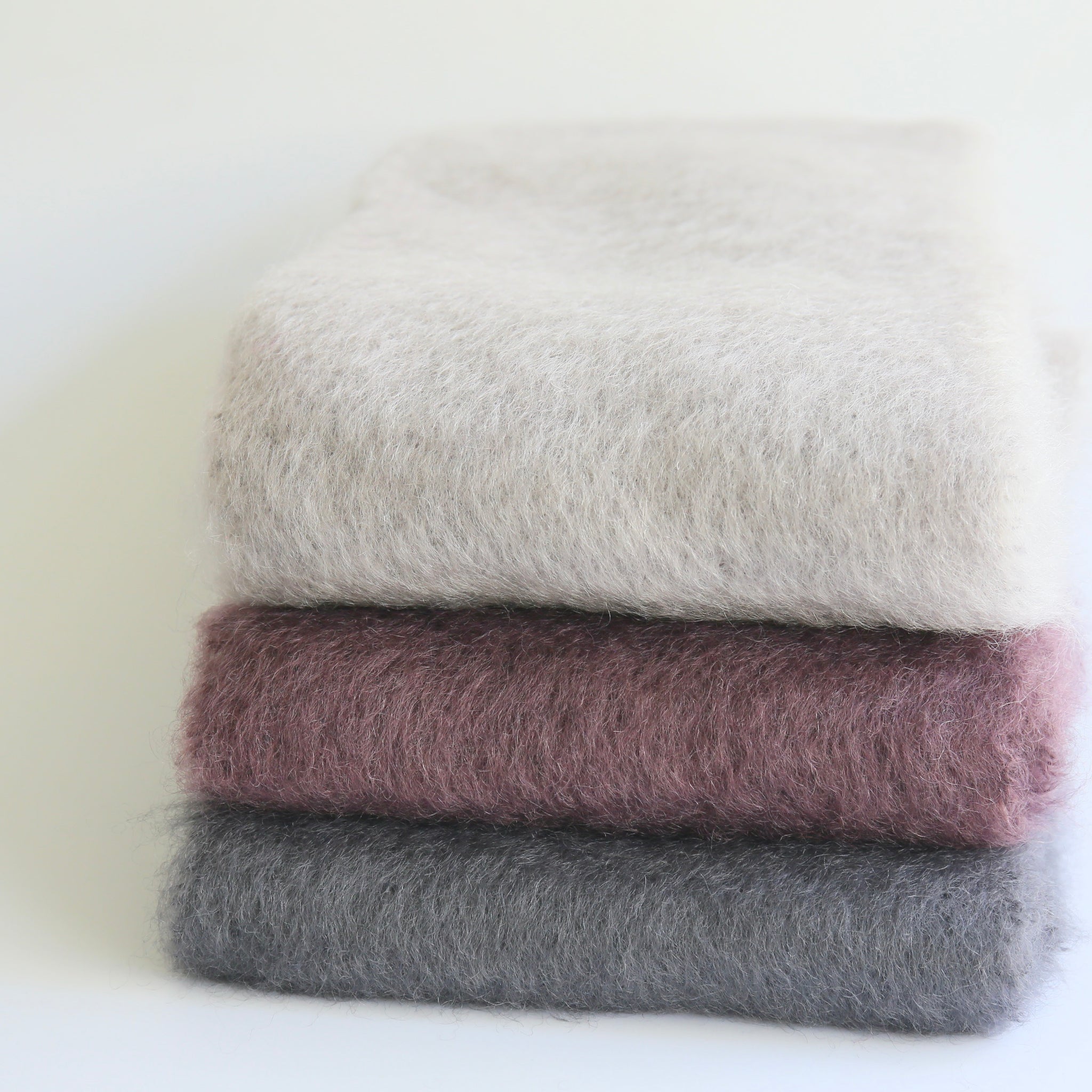 モヘアマフラー　2025101812