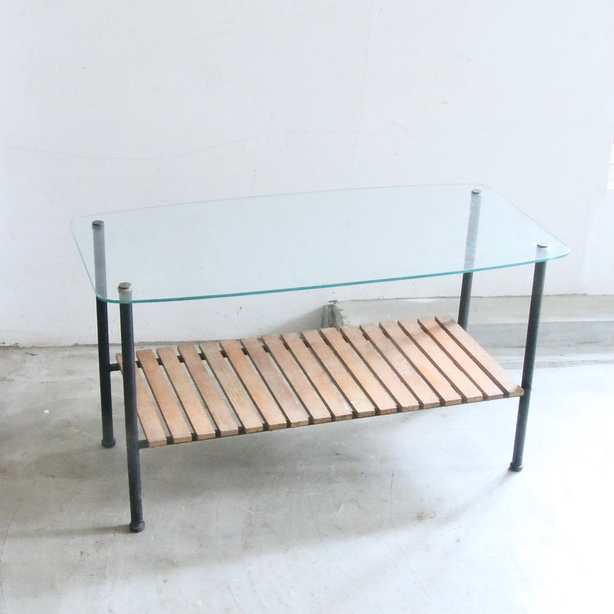 vintage Table 202503084