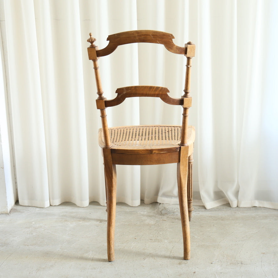 アンティークチェア 202512247 – BROCANTE