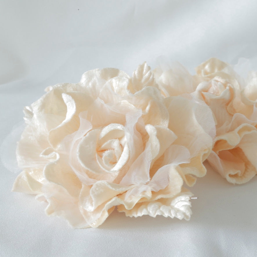 Antique corsage 20250509n5