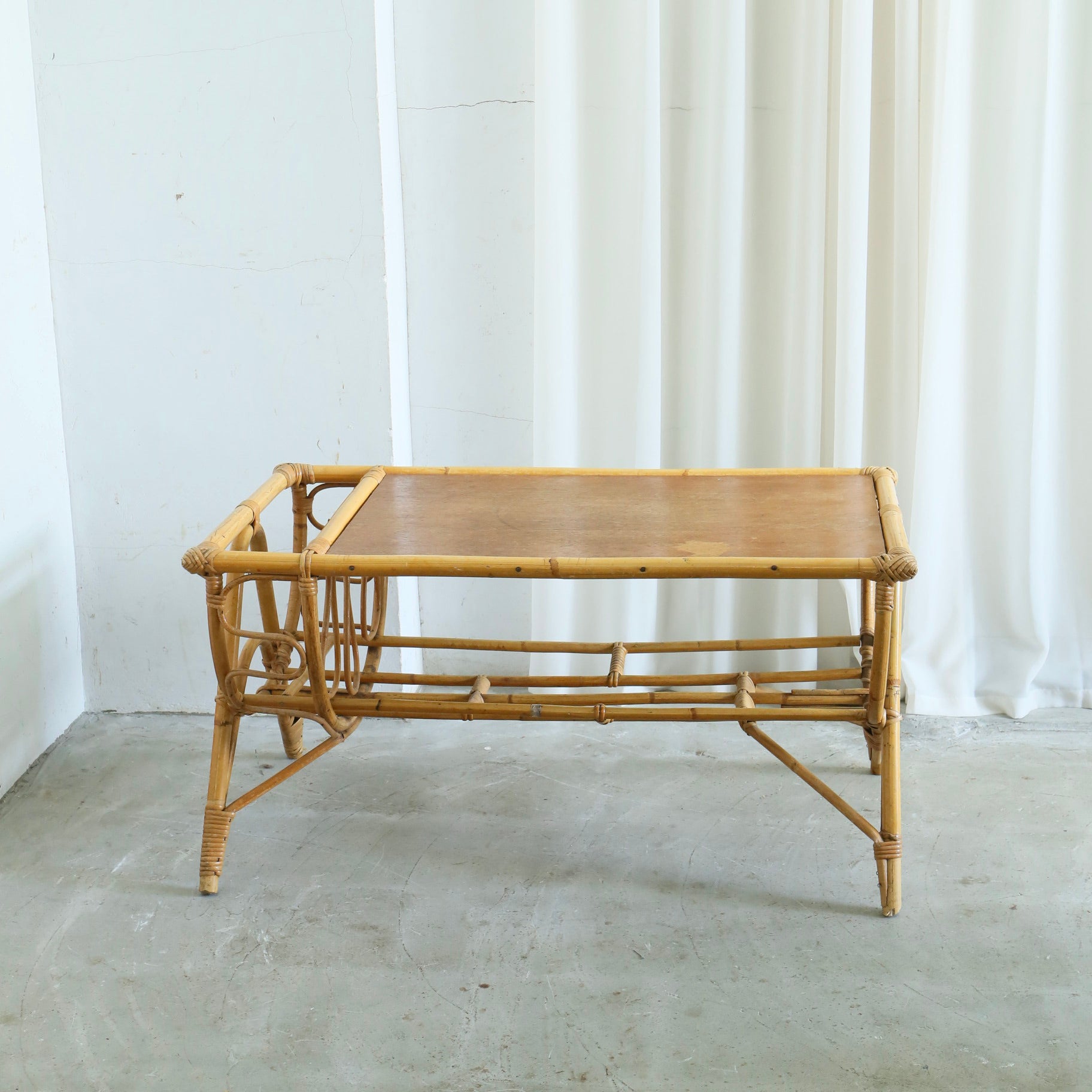 ヴィンテージラタンサイドテーブル ヴィンテージラタンサイドテーブル202505055 – BROCANTE