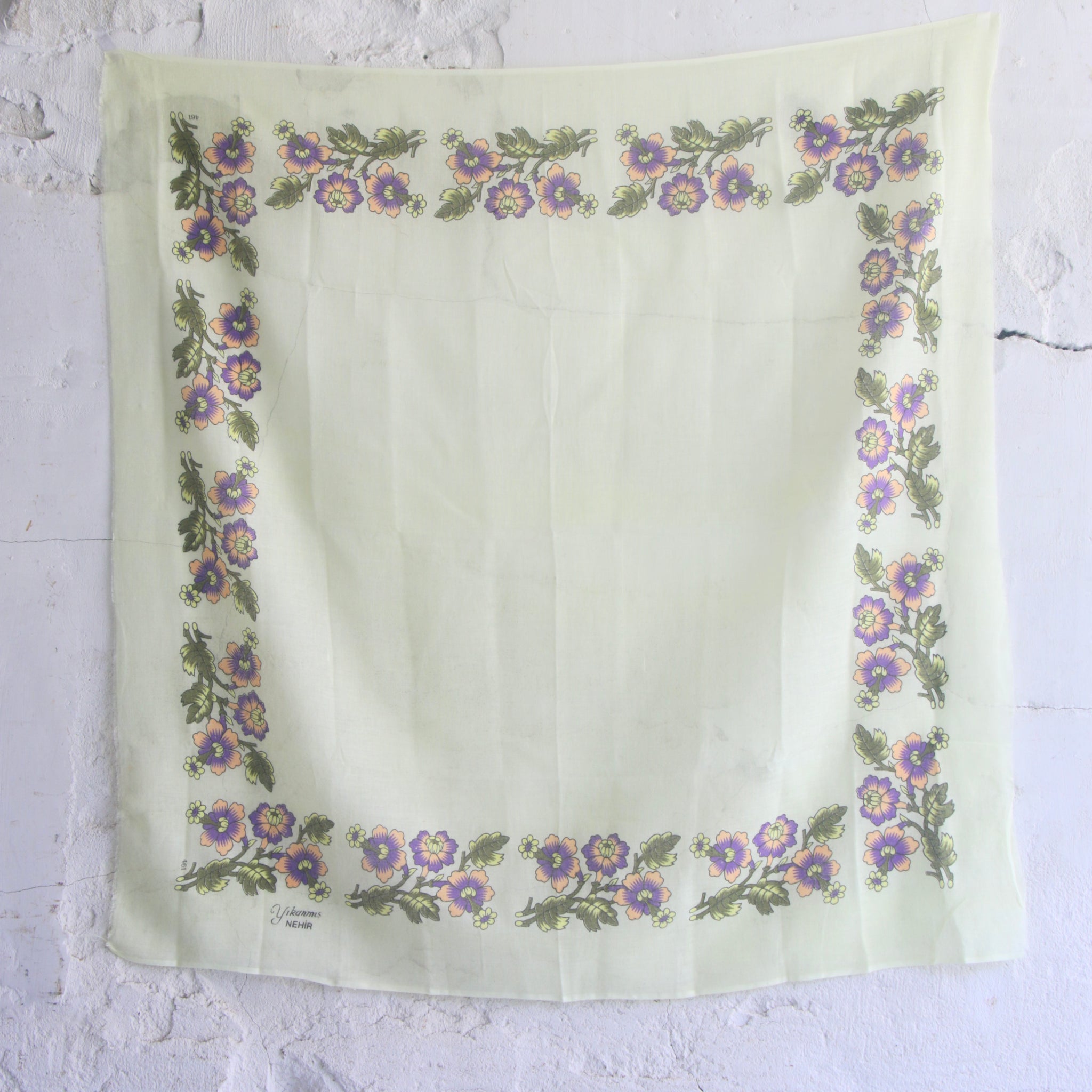 vintage scarves 202508098