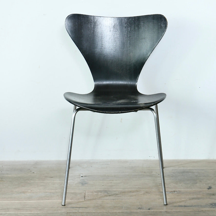 Seven Chair Vintage 20250524 n11