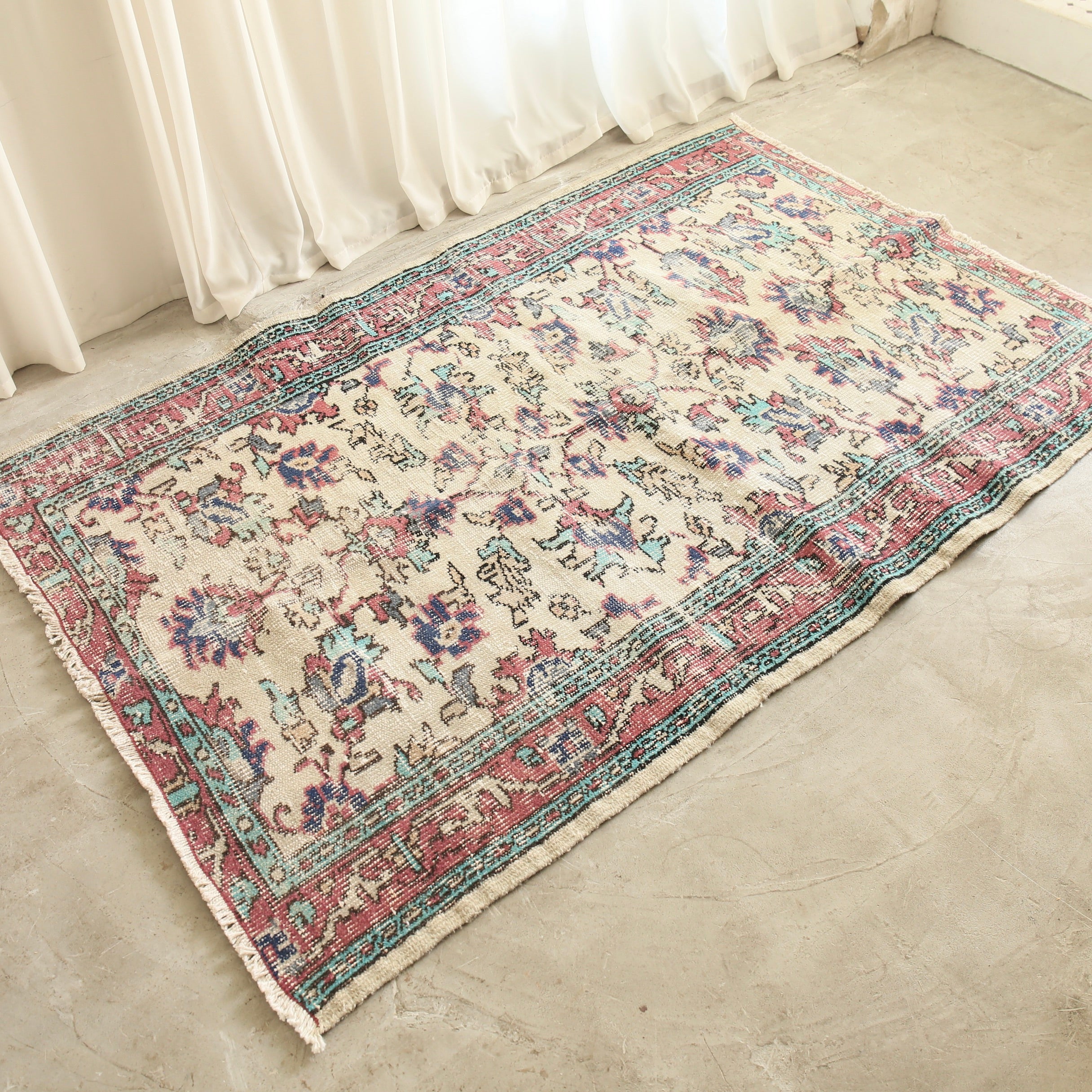 ラグ 絨毯 – BROCANTE