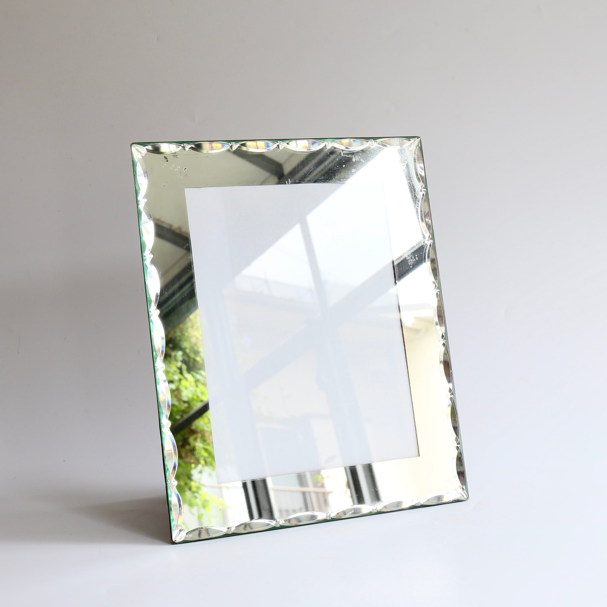 アンティークミラー 20251015n9