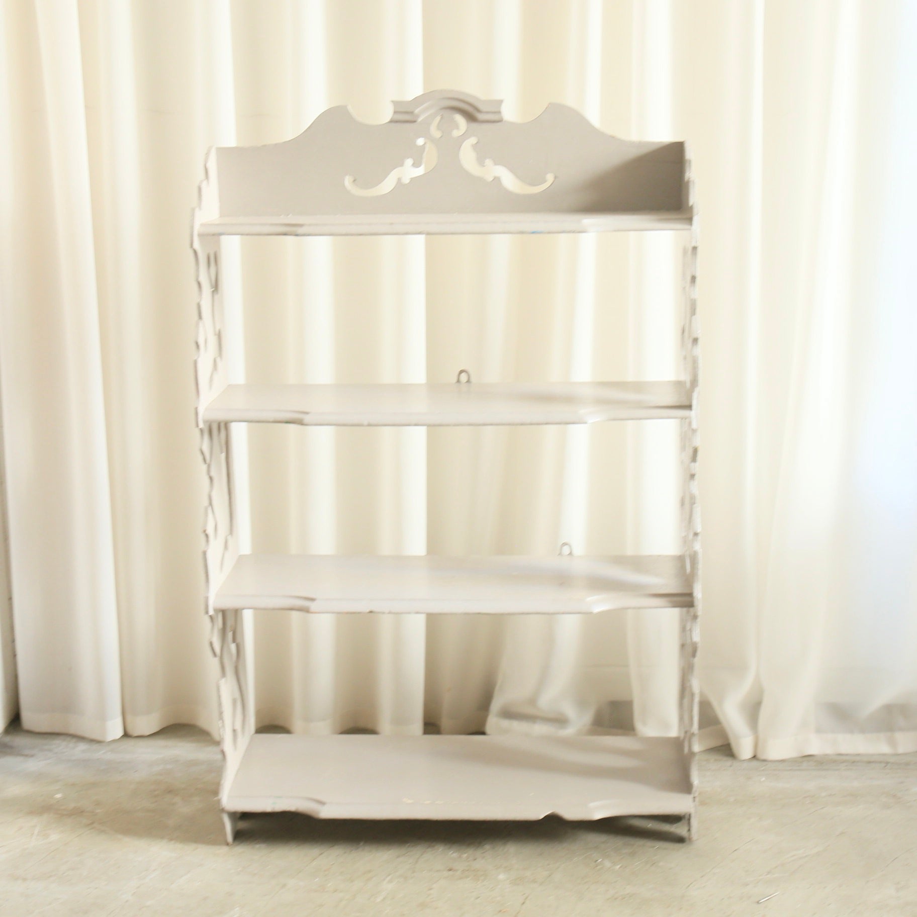 フランスアンティークシェルフ 202512243 – BROCANTE