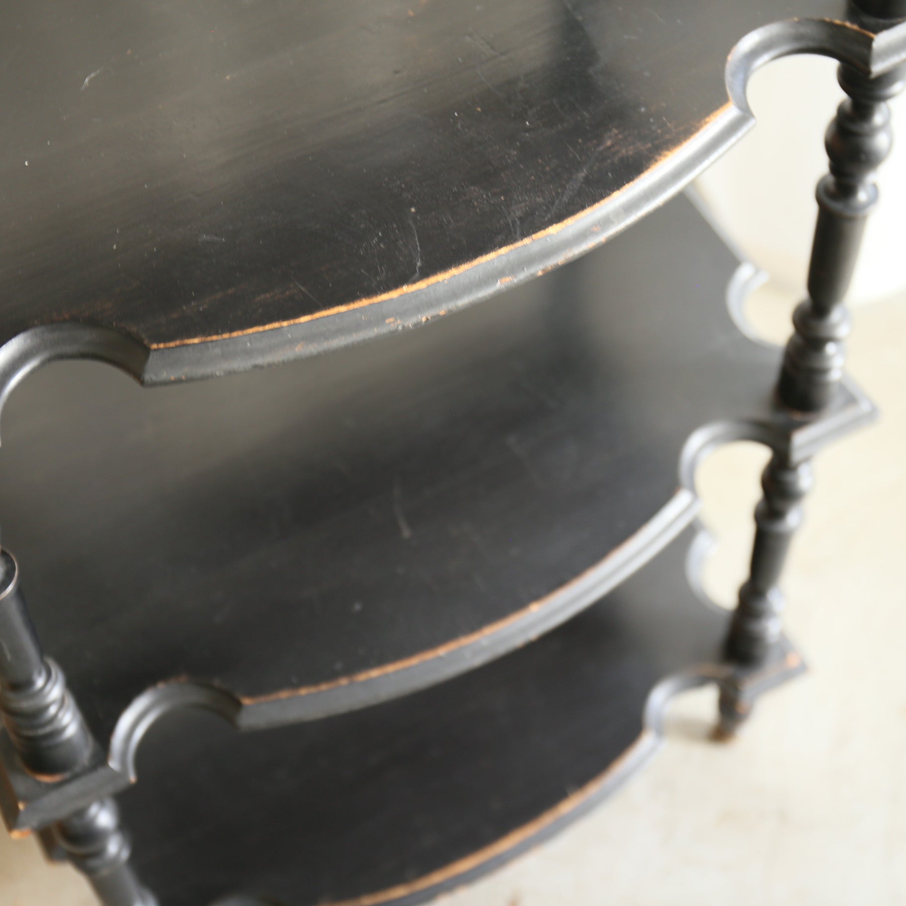 フランスアンティークシェルフ 202601236 – BROCANTE