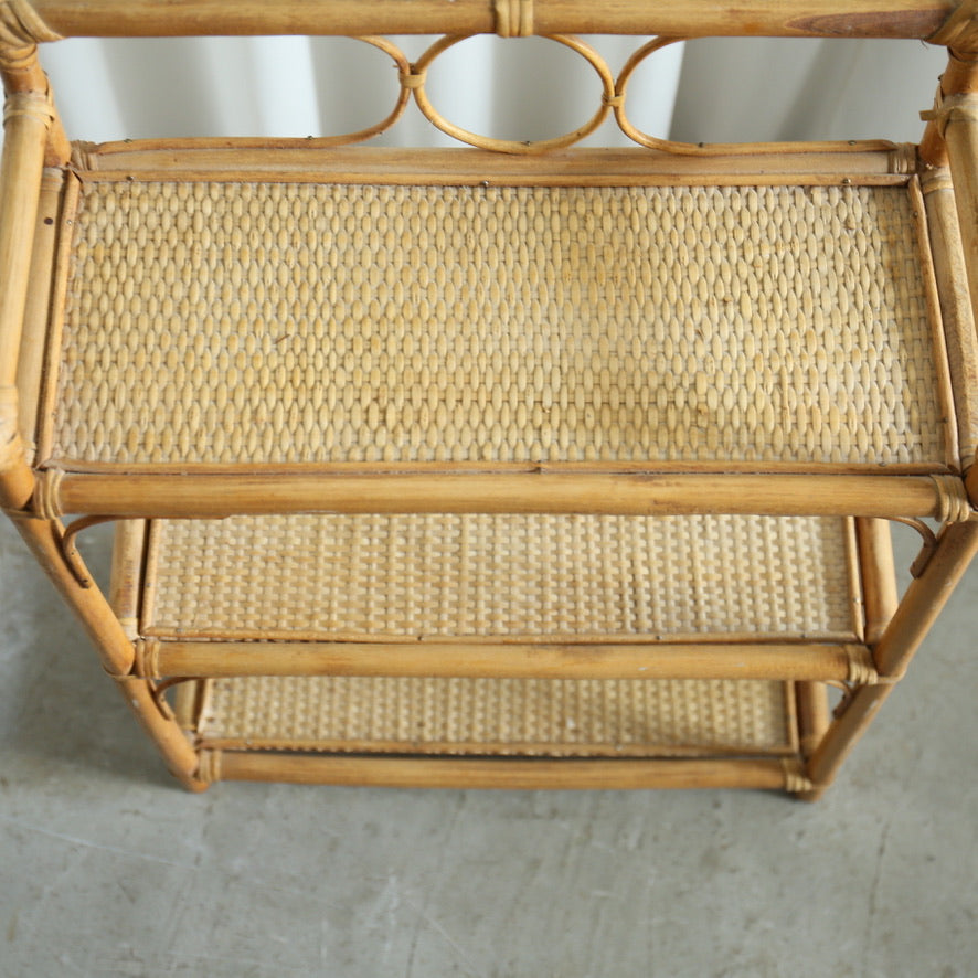 ヴィンテージラタンシェルフ 202512244 – BROCANTE