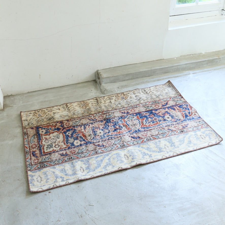 vintage Turkish rug  20250214n2