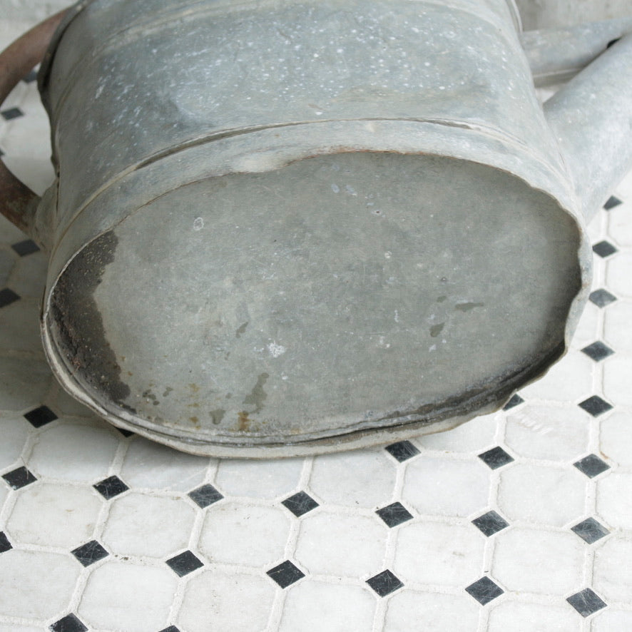 フランスアンティークブリキジョーロ 202508114 – BROCANTE