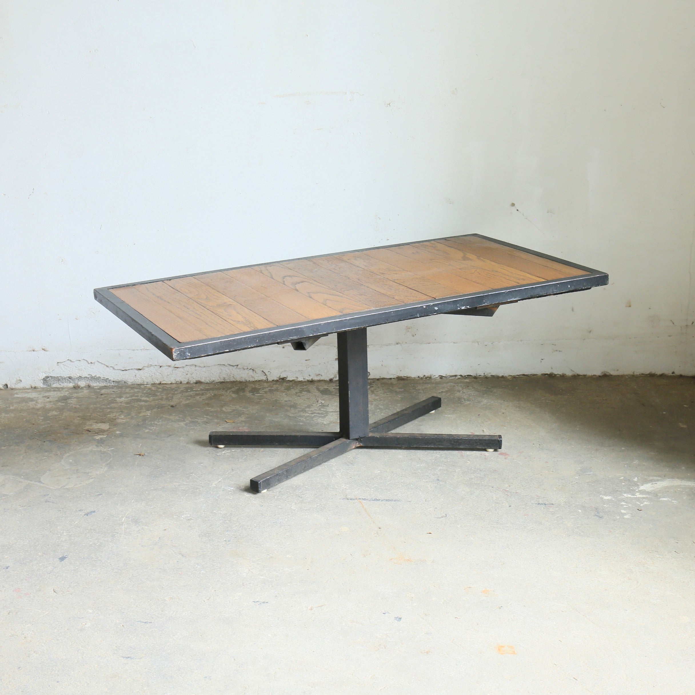 テーブル カウンター 机 – BROCANTE
